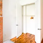 Homestay The Yellow New York