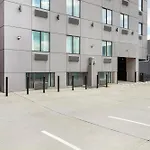 Red Roof Inn Plus Jamaica, Ny - Jfk Airport