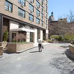 Kips Bay 1Br W Wd Gym Pool Nr Bars Nyc-1120