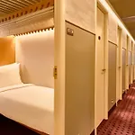 Now Now Noho (Adults Only)