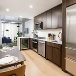 Luxury Full Floor Chelsea With Washerdryer 2bd Apartment New York