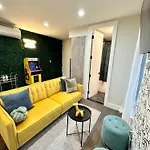 Ultimate Nyc Experience 3 Bedroom With Game Apartment *