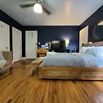 Private Studio Near Columbia Presbyterian Hospital