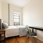 Guest house Empire Blvd