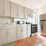 Empire Blvd Guest house New York