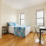 Guest house Empire Blvd *