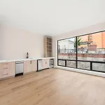 Harlington By Rove Travel Private Backyard & Roof