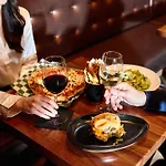 Aliz Hotel Times Square