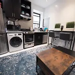 3 Bd Next To Central Park