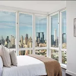 Luxx 2 Bed 1,5 Bath Apt Midtown * New York