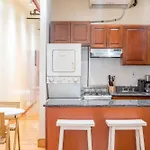 Classic 3Bedroom 1Bath In Midtown Manhattan