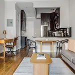 Blueground Upper East Side Rooftop Nr Central Park Nyc-1704 * New York