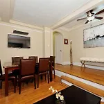East Side 3 Bed 1 Bath