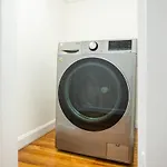 49-3b Newly Renovated 2br Wd Midtown East Apartment New York