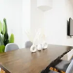 49-3b Newly Renovated 2br Wd Midtown East Apartment New York