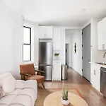 1290-10 New Renovated 2 Bedrooms In Ues Apartment *