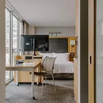 Hotel World Center New York