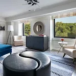 Jw Marriott Essex House