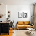Cozy Classic Park Slope 1bd, Nr Prospect Park New York