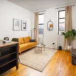 Cozy Classic Park Slope 1bd, Nr Prospect Park * New York