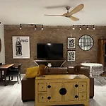 Cozy & Private 2Br Haven In Park Slope