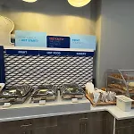 Holiday Inn Express & Suites