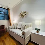 Times Square Luxe Apartment *