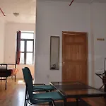 Ny Moore Hostel *