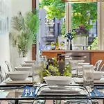 Swj544fh Huge 6br 4ba Backyard Access * New York