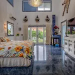 Villa Gables New 2024 New York