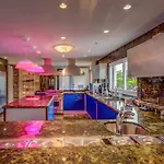 Gables New 2024 Villa New York