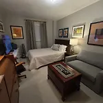 Homestay Cozy Brooklyn Home, Private In Host Shared *