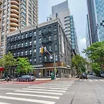 403-2E Newly Renovated Studio Ues
