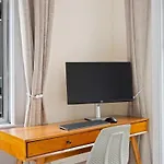 Chelsea Vista II By Rove Travel 2Br Ph With Rooftop