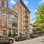 Charles Court By Rove Travel Grand 2Br Duplex