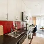 Apartment 809-4a Columbus Circle New Bldg 1br W D