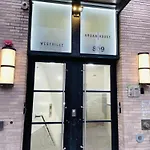 809-4a Columbus Circle New Bldg 1br W D Apartment