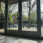 4 Peeps Apt Inwilliamsburg