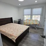 3 Bedroom Renovated Model House Villa New York