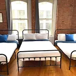 Nest With Kitchenette New York
