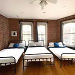 Apartment Nest With Kitchenette