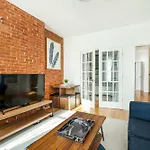 454-4R New 2Br Prime Midtown Best Value Sleeps 5