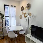 Chic One Bedroom Retreat In Downtown Manhattan Apartment New York