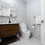 149bk-302 New Construction 1br Wd In Unit Balcony Holiday home New York