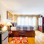 Spacious Comfy In Cozy Classy Duplex 2*