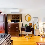 Spacious Comfy In Cozy Classy Duplex