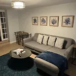 Morris Park Area Apartment *
