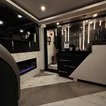 The Vine Hotel Bronx New