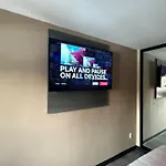 The Vine Hotel Bronx New