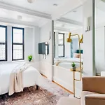 73-1509 New Uws Doorman Gym Apartment New York